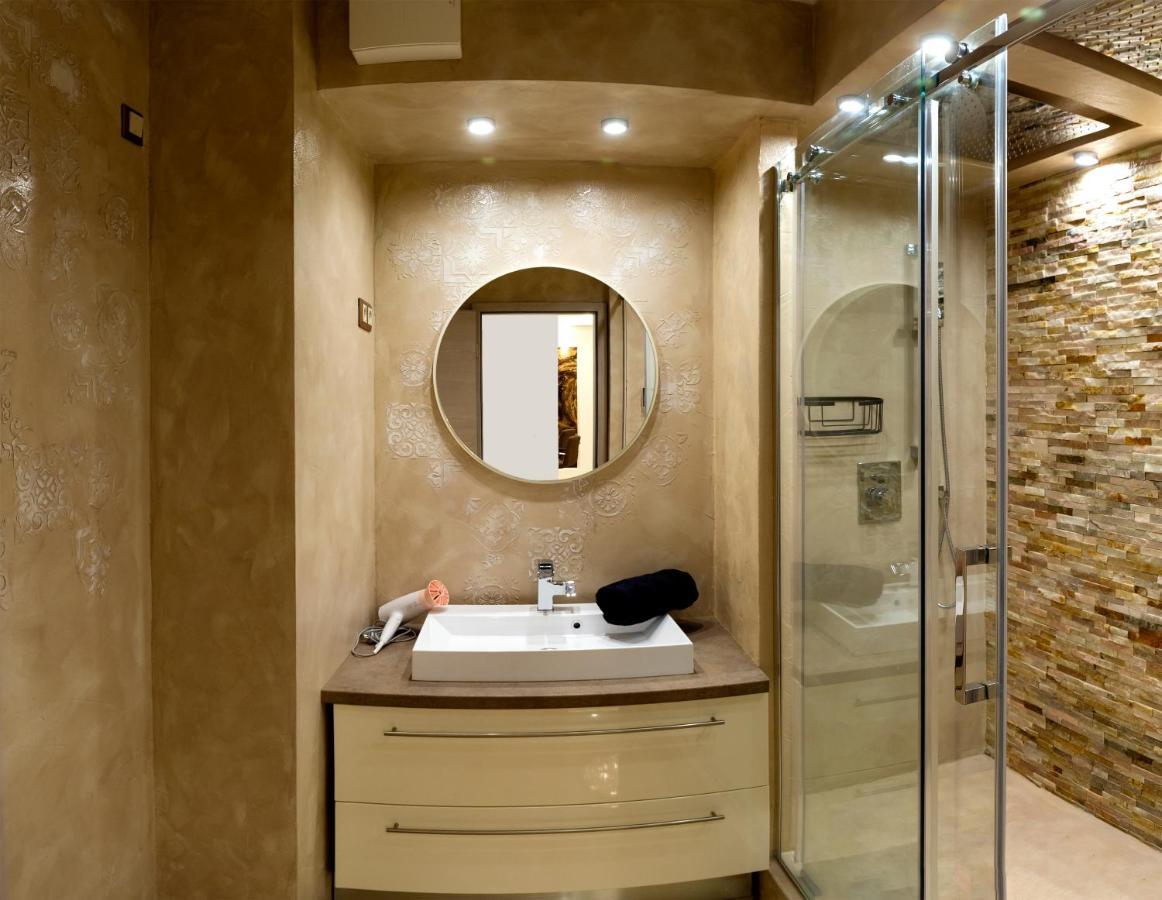 Dream Apartman 2 With Free Parking Gyor Exterior photo
