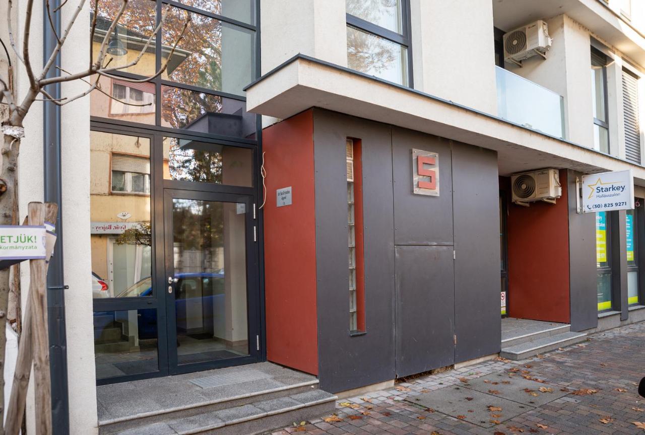 Dream Apartman 2 With Free Parking Gyor Exterior photo